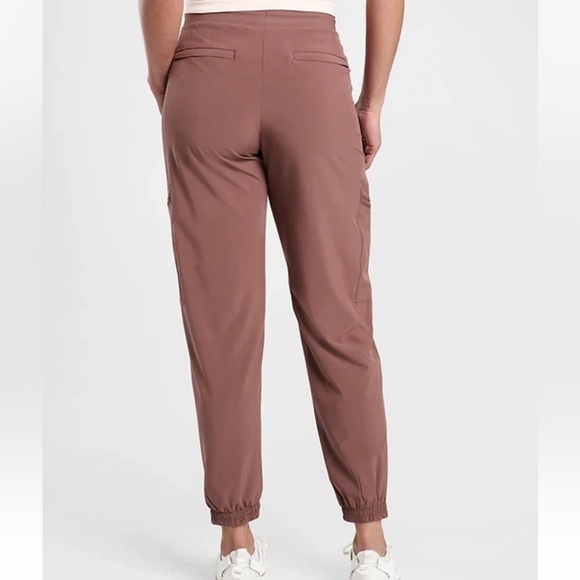 Athleta Venture Pants Joggers in Hearth Rose Size 4 - Picture 2 of 11